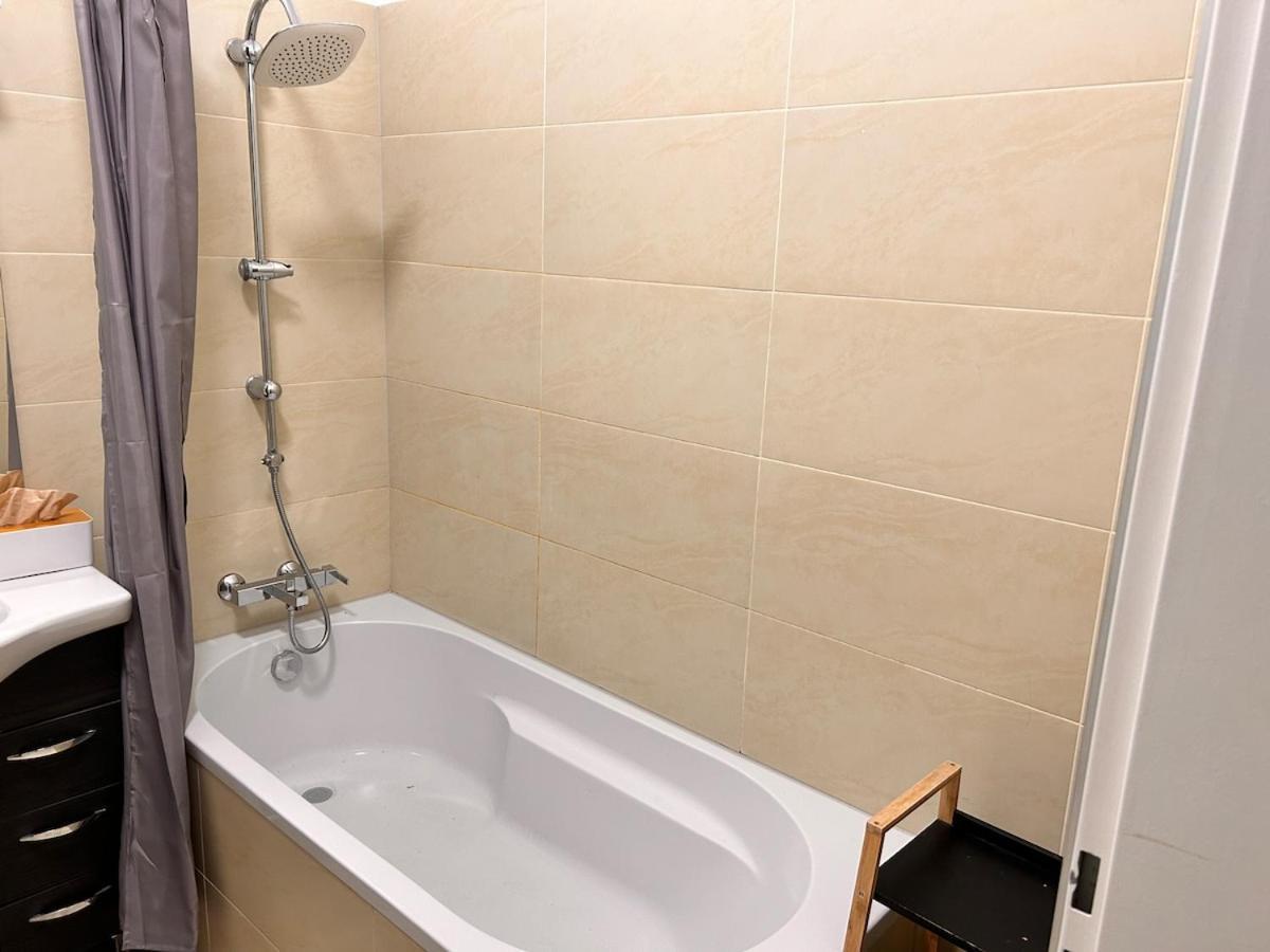 Spacious Central 4-Room Suite For 6 - Near Subway Viena Exterior foto