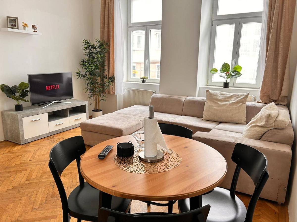 Spacious Central 4-Room Suite For 6 - Near Subway Viena Exterior foto